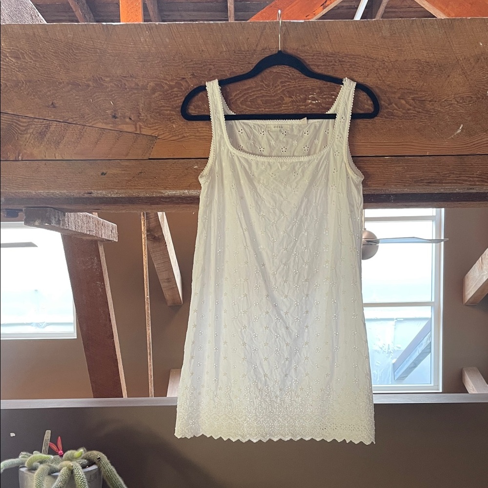 Doen White Eyelet Floral Dress